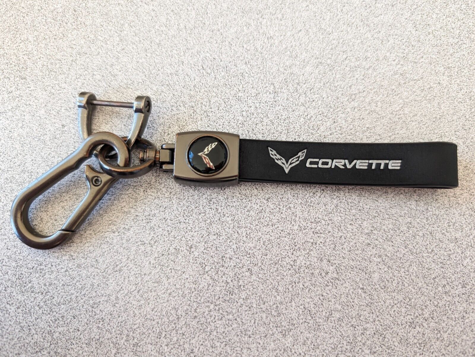 Genuine Leather Car Keychain Fit for Corvette C4 C6 C5 C7 C8 Car Key Chain