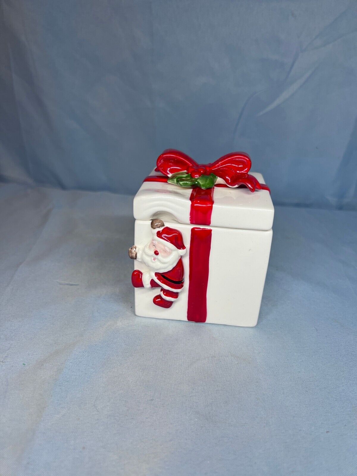 White Red Ceramic Santa Clause Embossed Cube Shaped Gift Trinket Box