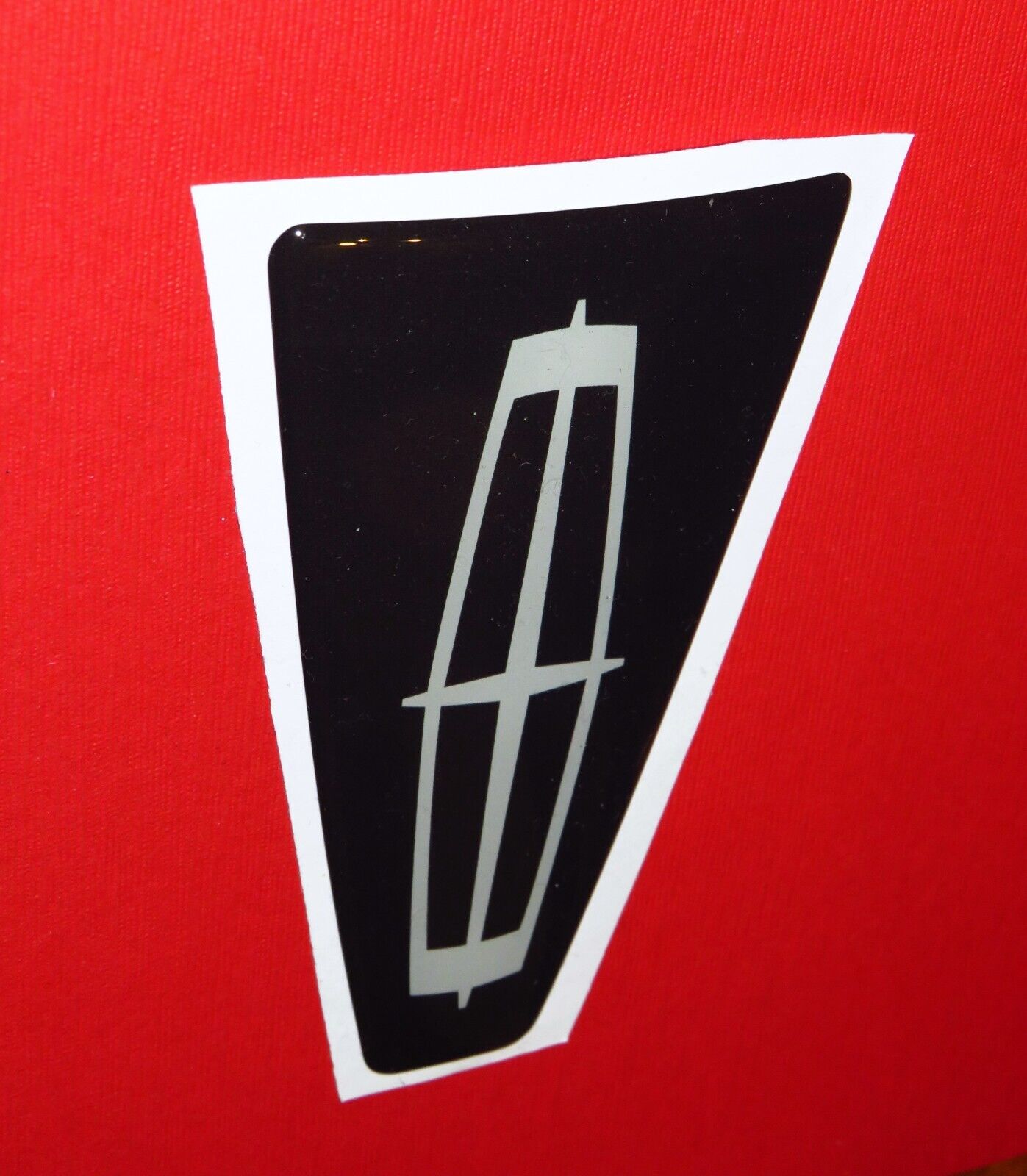 New 2003-2004-2005-2006 Lincoln Navigator Hood Emblem-Badge Restorer-READ