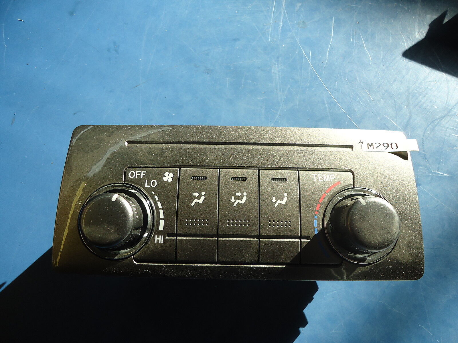 Toyota Highlander 2011-2013 new OEM HVAC Temperature control panel 55900-0E290 