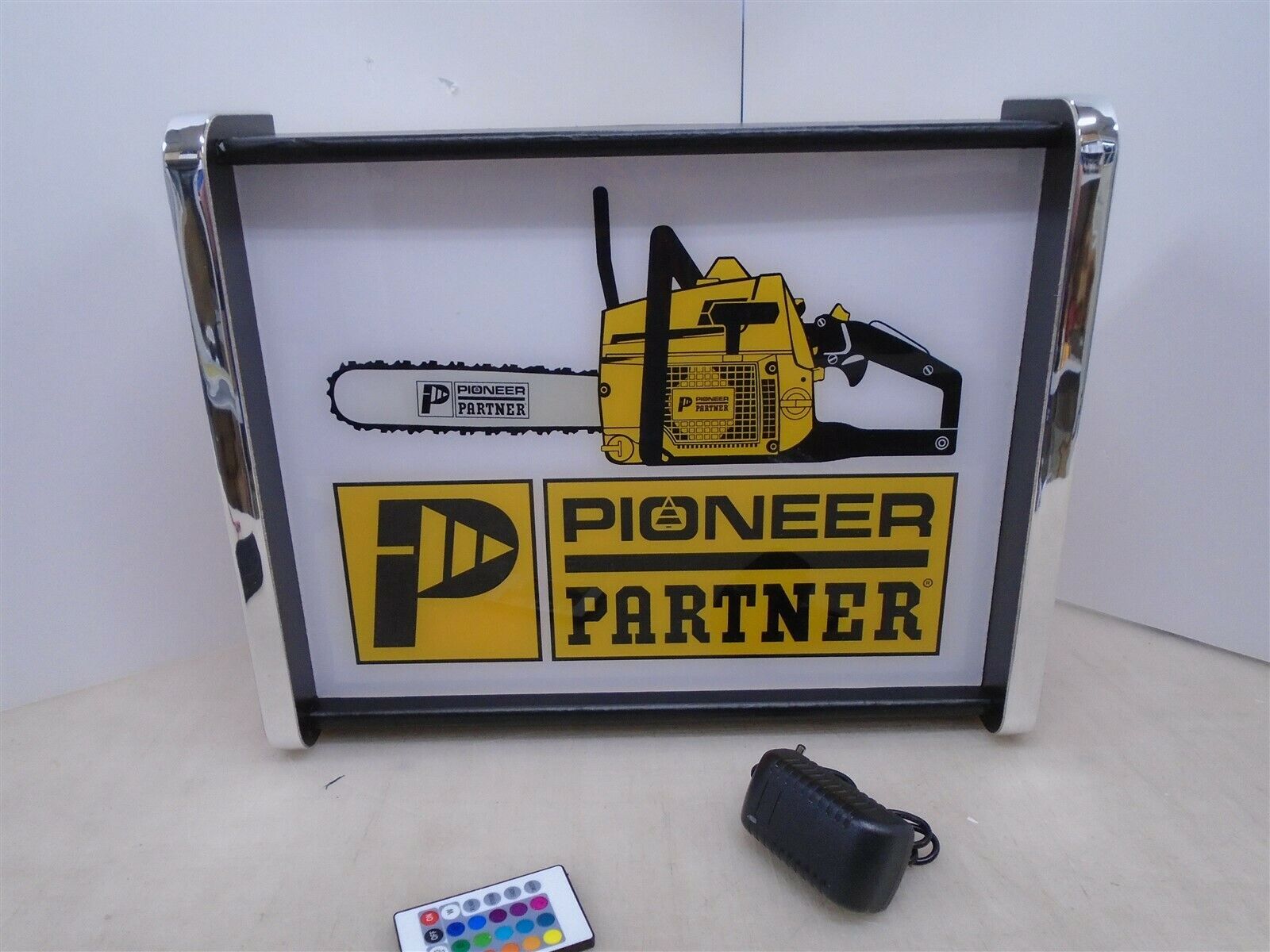 Pioneer Partner Chain Saw LED Display light sign box