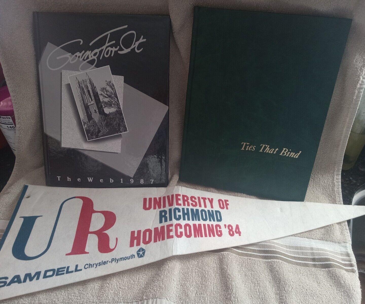 1987 & 1988 University of Richmond Yearbooks With 1984 Homecoming Banner