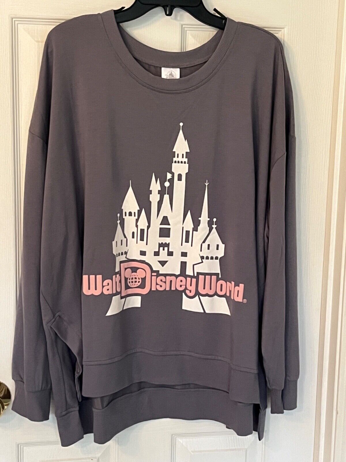 Disney World Emporium Size 2X Gray High Low Shirt White Castle w Pink Letters