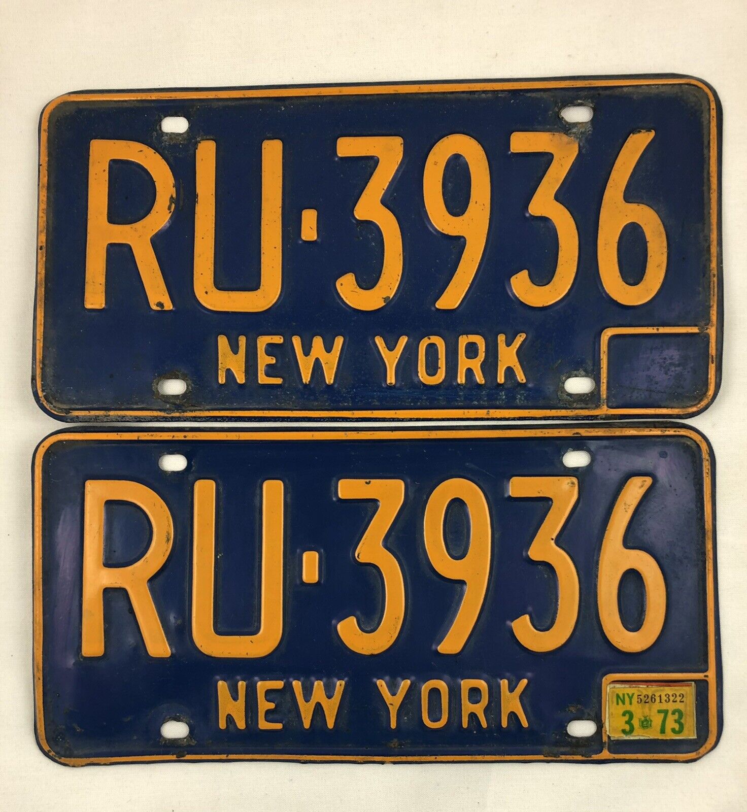 Vintage Matching Pair 1966 New York License Plate RU 3936 Style Used 1966-73