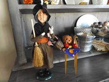 Byers Choice Halloween Which w/Side Table 