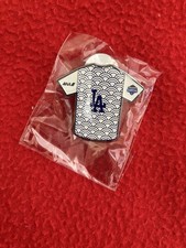 ANA Japan Nippon Airways x Los Angeles Dodgers Lapel Pin Brand New Sealed picture