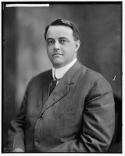 Photo:Willis F.B. Honorable Portrait 1910s Studio Photograph picture