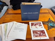 1970s TAMPA FLORIDA POLICE ACADEMY TRAINING MANUAL W/ APPLICATIONS, AWARDS ETC. picture