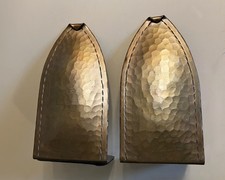 ANTIQUE ROYCROFT ARTS & CRAFTS HAND HAMMERED BRASS BOOKENDS SIGNED EARLY MARK picture