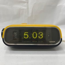 CITIZEN 5RD028 Flip Clock Yellow Space Age Japan Collector picture