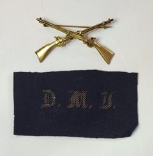 Antique U.S. Army Crossed Muskets Branch Insignia Pin w/Fabric Swatch Initials picture