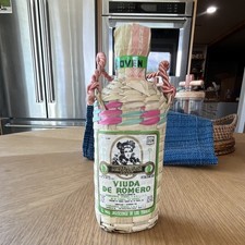 Vintage 60’s-70’s 1/4 Liter Bottle Of Viuda De Romero Tequila Souvenir Size picture
