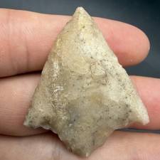 Fine Indian Arrowhead Florida Marion? 1.71” Artifact picture