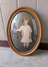 Antique Oval Convex Bubble Glass Child Portrait Photo Wood Picture Frame M67 picture