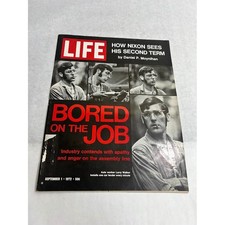Vintage LIFE Magazine September 1 1972 Bored on the Job Nixon Moynihan Shaft picture