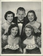 1951 Press Photo Voices of Moon MaidsStar in