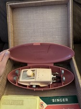 SINGER Sewhandy Vintage Original Child-Sized Sewing Machine w/ Pink Case picture
