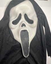 VTG Fun World Div Gen 2 Oddball 2 Ghost Face Scream Movie Mask 9206S Poly 97-99 picture