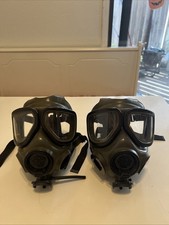 TWO M40 Gas Mask size M picture