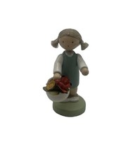 Werkstaetten Flade Miniature 5114 Girl With Flower Basket And Butterfly Figurine picture