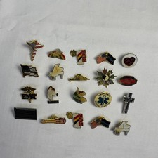 Lot Of 20 Piece Mixed Vintage And Modern Enamel Lapel Pins Lot 3 picture