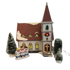 Vintage Dept 56 ceramic Snow Village 