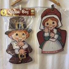 2 Vtg Beistle Thanksgiving Paper Decoration Die Cut jointed Pilgrim Lot 25