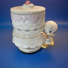 Lenox Tweety’s Cake Topper Treat Jar Warner Bros 24K Gold Accents Discontinued picture