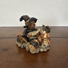 Boyds Bears Halloween Figurine Emma Witchy Bear 2269 Vintage 1995 13th Edition picture