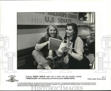 1994 Press Photo Renny Harlin and Geena Davis read over a scene from Speechless picture