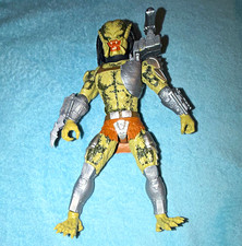 Mattel Predator Vintage Action Figure Yellow/Green Camo w/ Armor Cannon 1996 picture