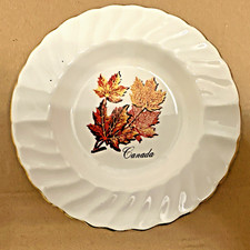 Decorative Souvenir Ashtray Autumn Maple Leaves Canada Scalloped Gold Trim 5 1/2 picture