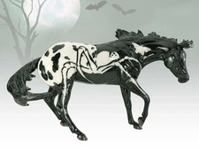 Breyer NEW * Arachne * Glossy Halloween 2025 Bobbie Jo Traditional Model Horse picture