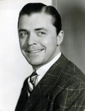 Lyle Talbot (1950s)❤️ Vintage Hollywood Collectable Portrait Photo 1028K picture