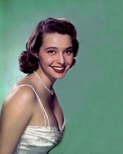 Patricia Neal - Actress 8X10 Photo Reprint picture