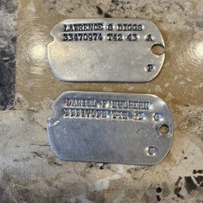 Original WWII US Army Notched Dog Tags 2pc Lot Named Diggs & Mulhern 1943 picture