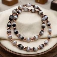 Himalayan Tibetan Cultures Stripes Chung Dzi Zee Agate Beads picture