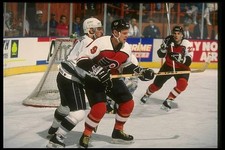 Center Pelle Eklund Philadelphia Flyers and center Steve Kasper Lo- Old Photo picture