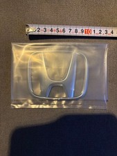 Honda VEZEL RS emblem removed from a new car picture