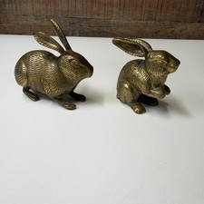 Vtg Heavy Brass Rabbits Pair Detailed Patina Cottagecore Farmhouse Decor 5.5
