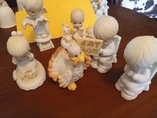 Precious Moments-vintage group of 6 -all of them together for one price-perfect picture