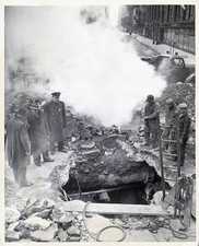 New York Broadway steamed up main break halts traffic steam geyser - 1949 Photo picture