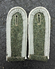 Repro WWII German Wehrmacht NCO unteroffizier shoulder boards feldgrau infantry picture