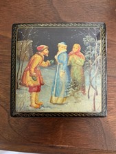 VTG Russian Lacquer Hand Painted Trinket Box with Lid picture
