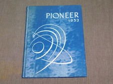 VINTAGE 1952 PIONEER STATE UNIVERSITY TEACHERS COLLEGE POTSDAM NY YEARBOOK picture