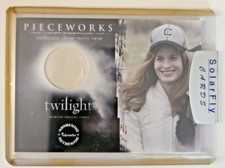 Twilight Inkworks Pieceworks Elizabeth Reaser Esme Cullen Costume Card PW-8 picture