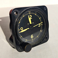 WWII Waltham Type A-11 8-Day Aircraft Cockpit Clock — Tested & Working picture