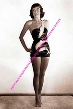 1940s-50s ACTRESS MARIE WINDSOR LEGGY TEENAGER BAREFOOT PHOTO A-MWIN18 picture
