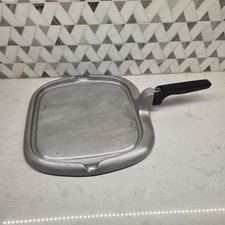 Vintage Wagner Ware Magnalite Aluminum Broiler-Griddle #4602P + Double Spout picture