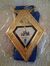 2015 DLR Disneyland runDisney Half Marathon Medal 10th Anniversary Spinner picture
